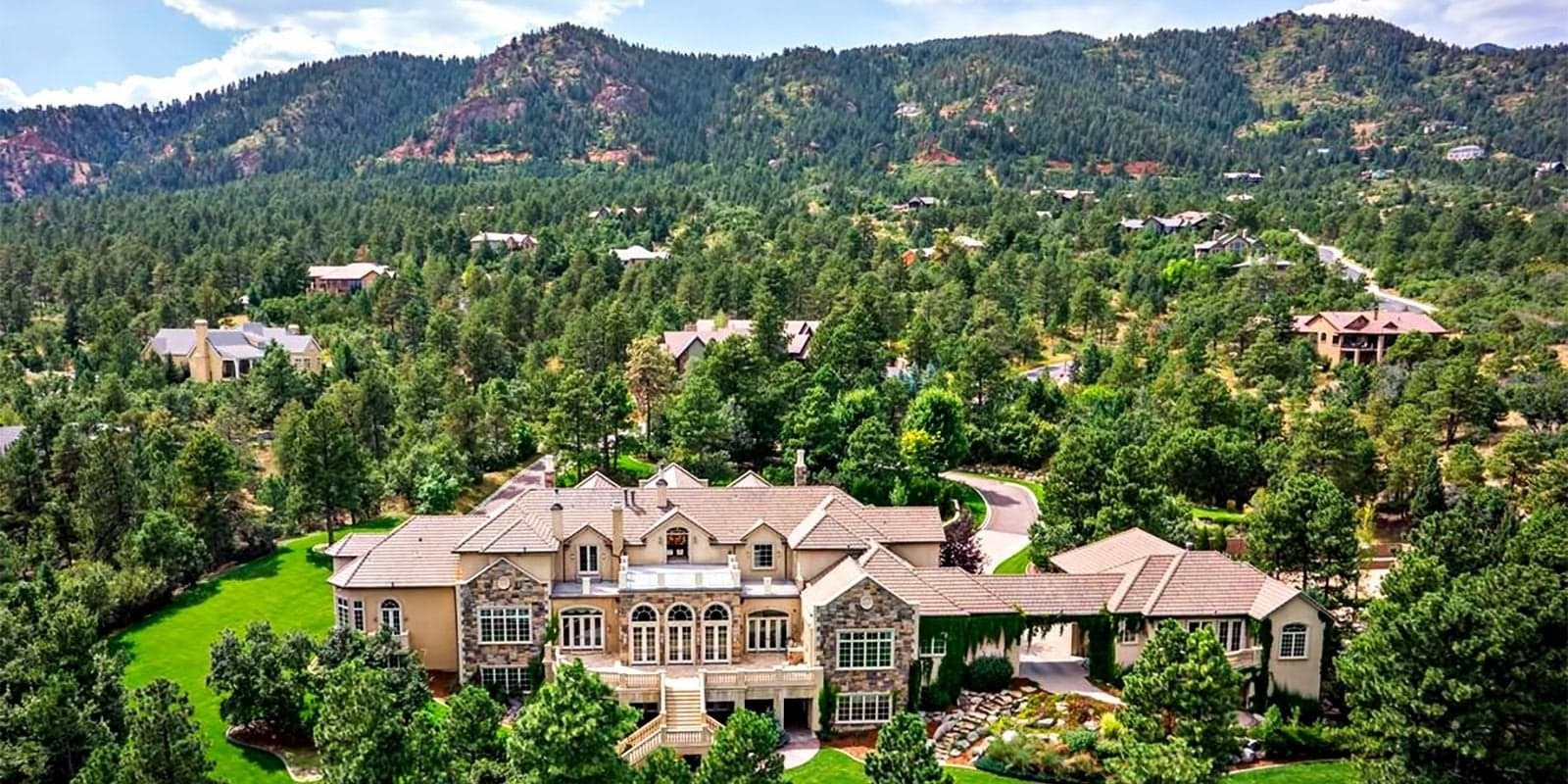 Artificial turf installation in Westover Hills, Fort Worth